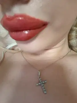 Elza kom online show from 03/09/25, 02:21