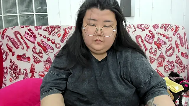 Snapshot of Nadine_asian chatting on 06/26/26, 08:53 Nadine asian online show from 06/26/26, 08:53