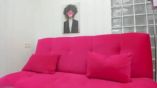 Nadine asian online show from 04/11/26, 01:24