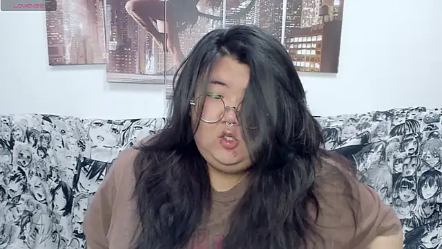 Nadine asian online show from 10/14/25, 02:56