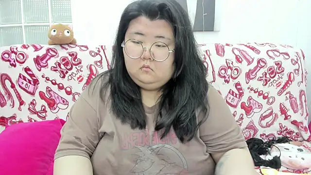 Nadine asian online show from 05/22/26, 08:23