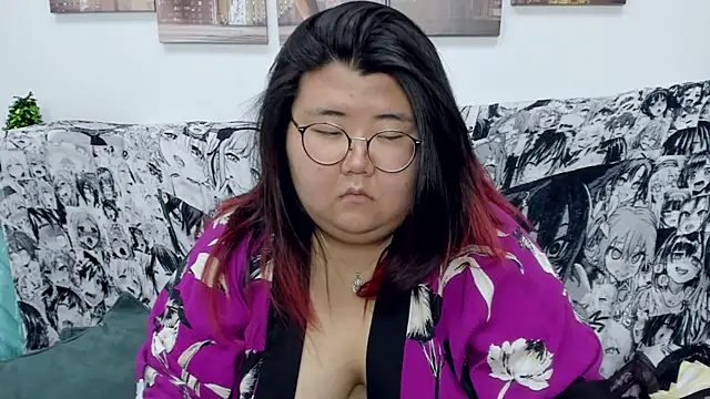 Nadine asian online show from 12/28/24, 09:31