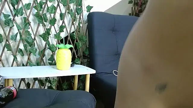 lady scarlettt online show from 03/05/25, 06:23