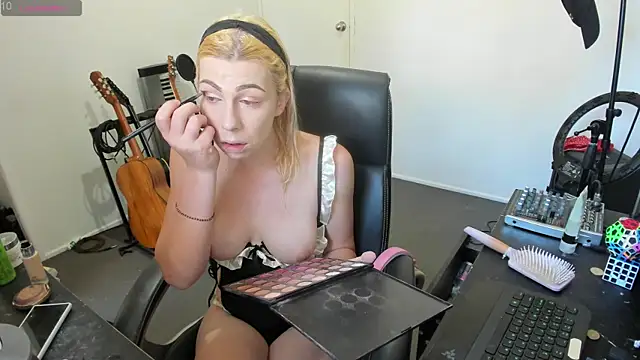 Ts-lucy-lux online show from 10/03/25, 09:38