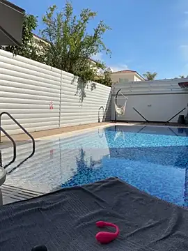 Snapshot of Laurahorney_xo chatting on 06/03/26, 01:12 Laurahorney xo online show from 06/03/26, 01:12