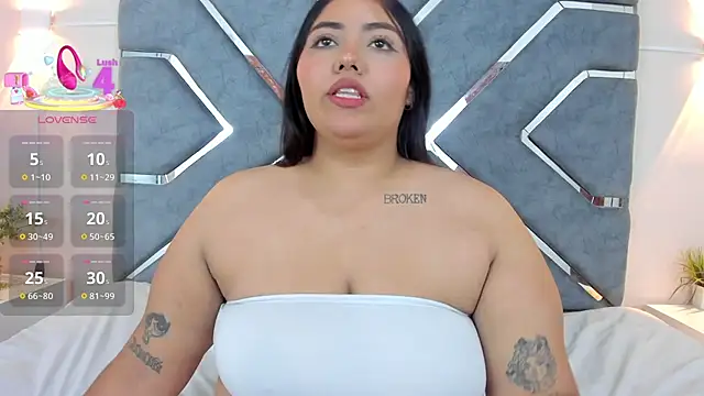 LucciaPorter online show from 09/29/25, 10:26