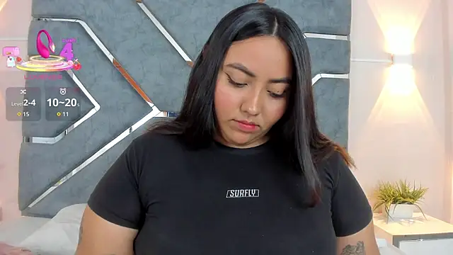 LucciaPorter online show from 01/05/26, 08:23