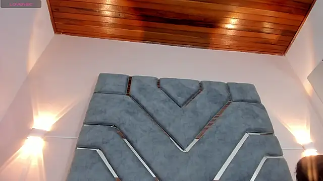 LucciaPorter online show from 02/19/26, 01:19