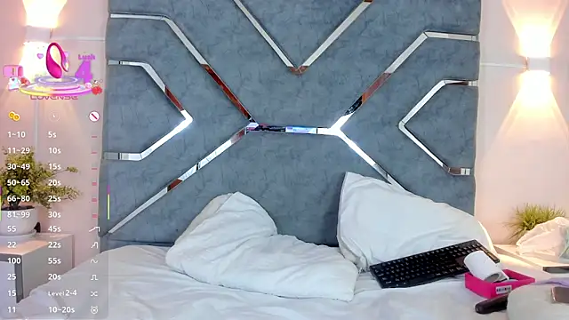 LucciaPorter online show from 03/09/26, 01:47