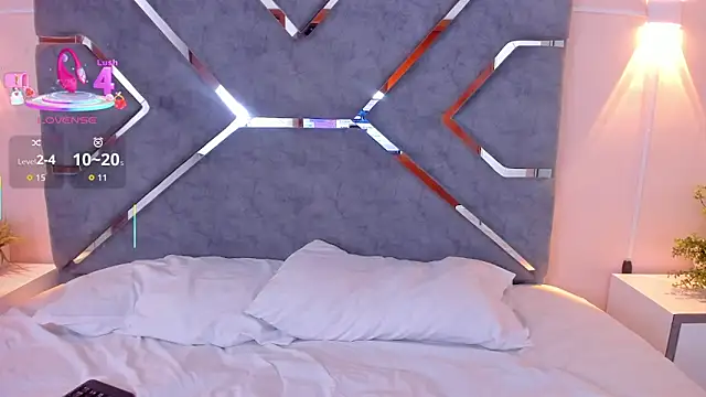 LucciaPorter online show from 11/03/25, 08:34