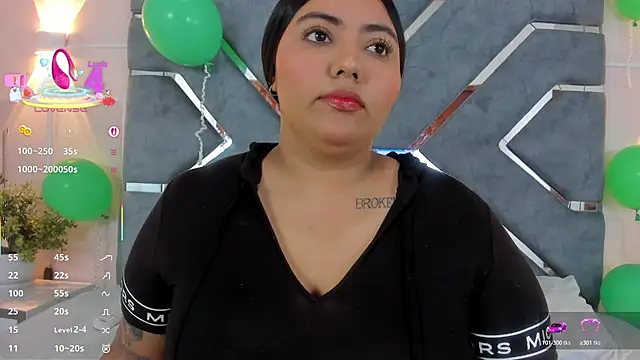 LucciaPorter online show from 03/18/26, 01:57