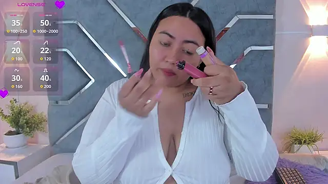 LucciaPorter online show from 05/28/26, 01:39