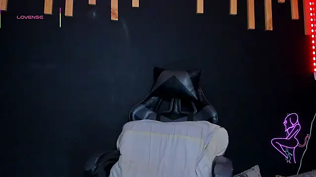 izyzys baker online show from 02/20/26, 06:26