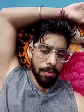 snigdha25 online show from 12/19/25, 04:42