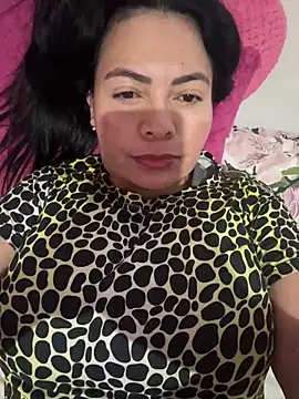 Snapshot of Janna099 chatting on 06/13/26, 01:31 Janna099 online show from 06/13/26, 01:31