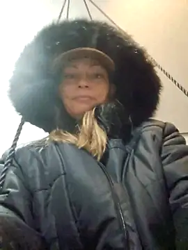 Snapshot of Erotic_and_Exotic chatting on 02/06/26, 09:00 Erotic and Exotic online show from 02/06/26, 09:00