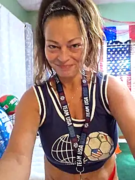 Snapshot of Erotic_and_Exotic chatting on 06/19/26, 07:41 Erotic and Exotic online show from 06/19/26, 07:41