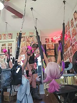 luvs2cumm69 online show from 03/18/26, 04:19