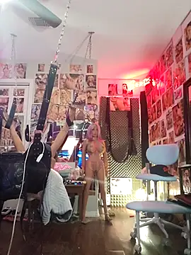 luvs2cumm69 online show from 10/16/25, 10:34