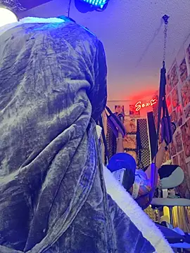 luvs2cumm69 online show from 03/26/26, 08:18