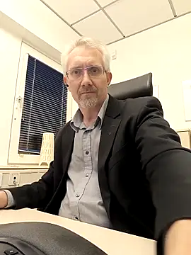 tom-swede online show from 12/22/25, 03:56