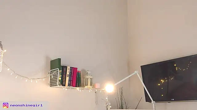 NeonShine online show from 12/21/25, 05:31