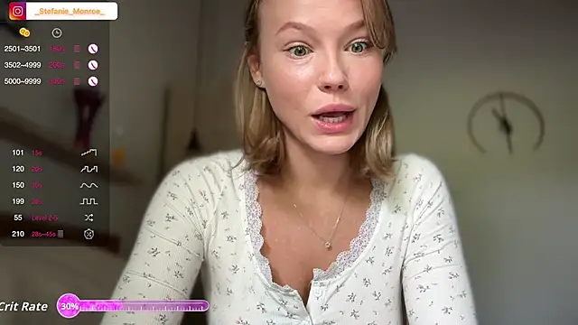  Stefanie Collins  online show from 12/18/25, 02:05