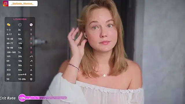  Stefanie Collins  online show from 07/28/26, 10:01