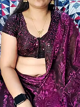 Traditional Housewife  online show from 09/17/25, 04:58