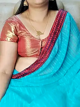 Traditional Housewife  online show from 09/09/25, 01:16