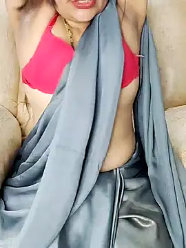 Traditional Housewife  online show from 03/16/25, 04:30