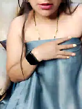 Traditional Housewife  online show from 02/08/25, 04:36