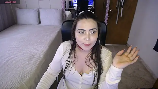 Sahory   online show from 12/15/25, 08:25