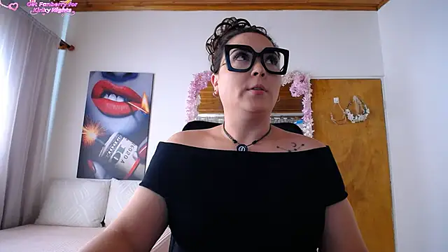 Snapshot of Sahory__ chatting on 06/15/26, 07:35 Sahory online show from 06/15/26, 07:35