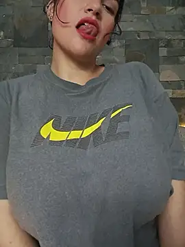 passionate love22 online show from 12/04/25, 11:26