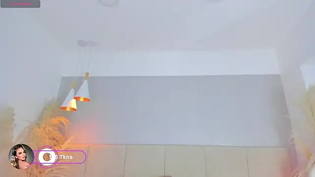 Snapshot of sofia_pamela chatting on 01/17/26, 07:17 sofia pamela online show from 01/17/26, 07:17