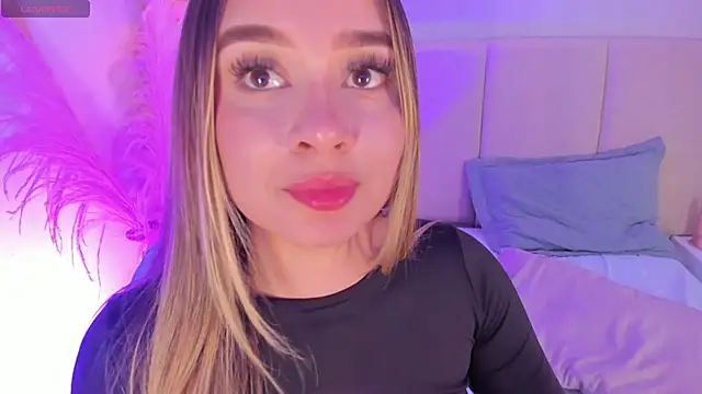 sofia pamela online show from 03/11/25, 10:20