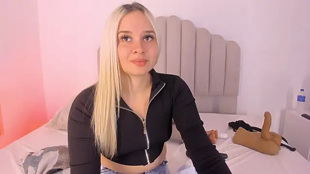 sofia pamela online show from 11/30/25, 05:25