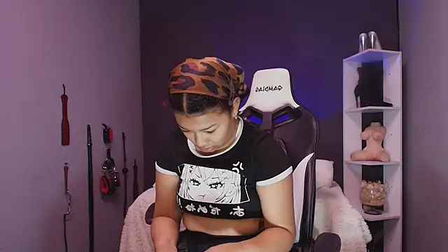 JadaRoberts online show from 11/19/25, 12:16