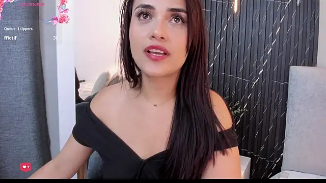 Snapshot of katrina_kaif_x chatting on 04/28/26, 07:18 katrina kaif x online show from 04/28/26, 07:18