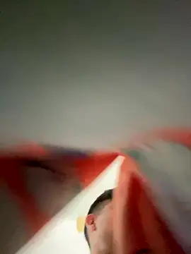 Snapshot of Magicerosxx69 chatting on 10/04/25, 02:02 Magicerosxx69 online show from 10/04/25, 02:02