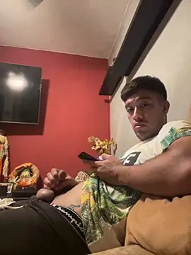 Snapshot of Magicerosxx69 chatting on 10/03/25, 08:05 Magicerosxx69 online show from 10/03/25, 08:05