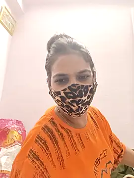 indianliza online show from 12/04/25, 03:11