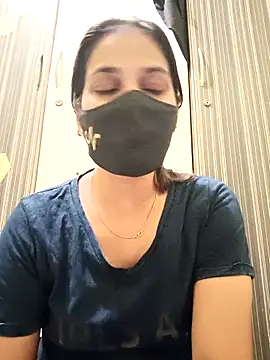 indianliza online show from 03/21/25, 07:35