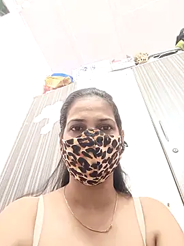 Snapshot of indianliza chatting on 02/16/26, 05:50 indianliza online show from 02/16/26, 05:50