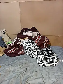 Ngamla123 online show from 10/15/25, 07:44