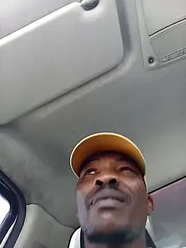 Ngamla123 online show from 10/30/25, 10:35