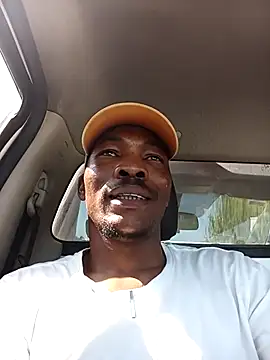 Ngamla123 online show from 10/28/25, 01:21