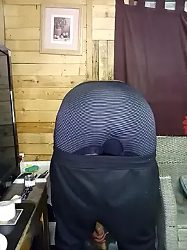 Ngamla123 online show from 11/23/25, 02:05