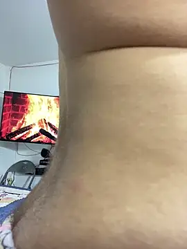 TheKing6ix9ine69 online show from 10/31/25, 04:20